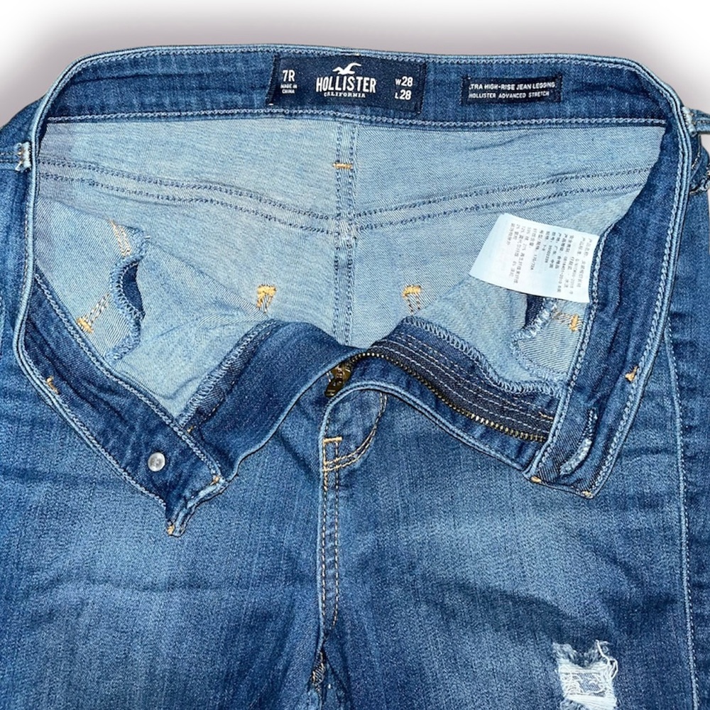 Hollister ultra high-rise ripped jean leggings. Size 7r 28w - Picture 4 of 4